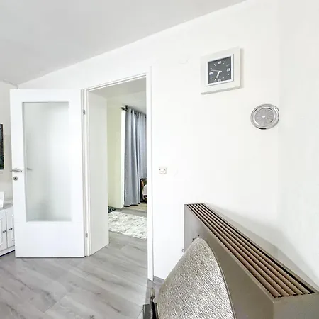 K&s Bistrik - Private Parking Saraievo