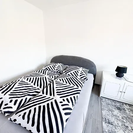 K&s Bistrik - Private Parking Apartman Szarajevó