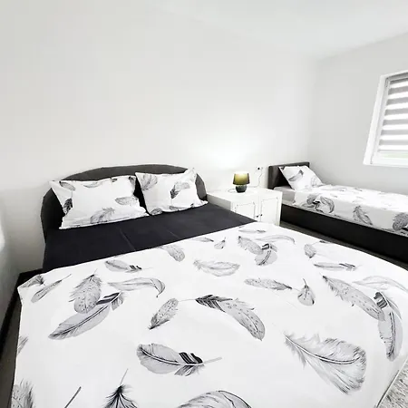 K&s Bistrik - Private Parking Apartman *